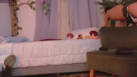 Snapshot of tommyfoxboy chatting on October 7, 2025, 1:03 am Tommy Foxboy online show from October 7, 2025, 1:03 am