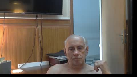 tommylecock online show from February 5, 2026, 1:05 pm