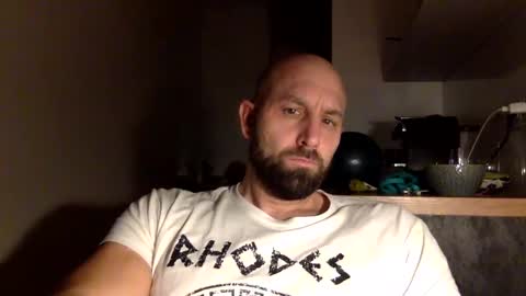 Thomas Fit online show from December 4, 2024, 9:13 pm