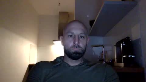 Thomas Fit online show from December 25, 2024, 3:28 pm