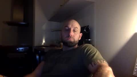 Thomas Fit online show from February 2, 2025, 9:02 pm
