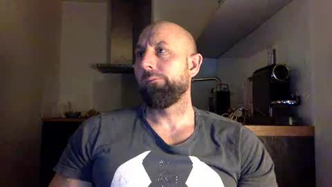 Thomas Fit online show from February 28, 2025, 8:50 pm