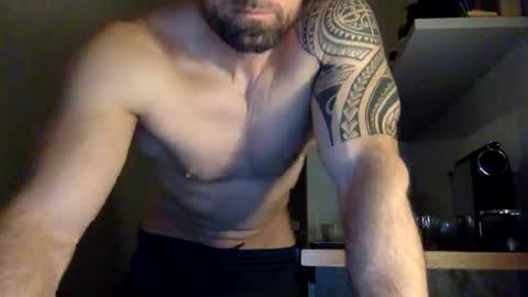 Thomas Fit online show from March 3, 2025, 8:54 pm