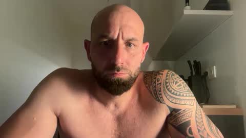 Thomas Fit online show from September 18, 2025, 8:00 pm