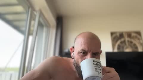 Thomas Fit online show from May 4, 2026, 11:06 am