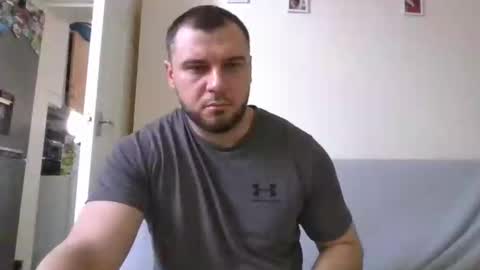 Snapshot of tommyy19901 chatting on December 14, 2024, 11:18 am tommyy19901 online show from December 14, 2024, 11:18 am