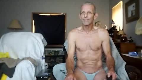 tompeters785222 online show from October 19, 2025, 12:50 pm