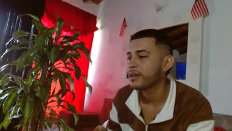sebasmontoya 777 online show from September 28, 2025, 2:11 pm
