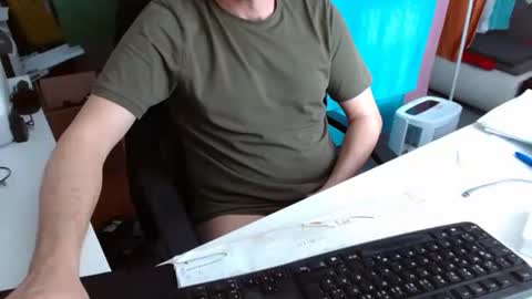 Tom online show from February 13, 2026, 11:28 am