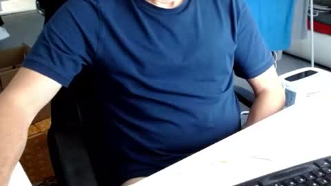 Tom online show from July 6, 2026, 9:28 am