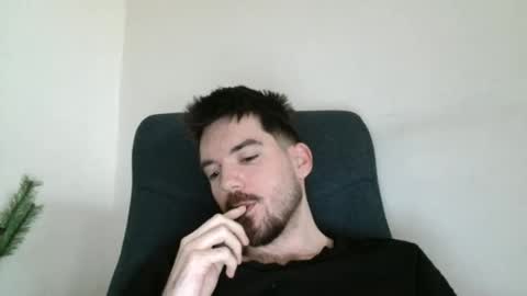 Snapshot of tomylind chatting on May 1, 2026, 10:20 am Onlyfans - Tomylind keep you in touch there online show from May 1, 2026, 10:20 am