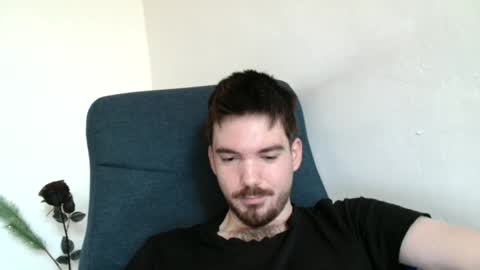 Snapshot of tomylind chatting on May 23, 2026, 8:07 am Onlyfans - Tomylind keep you in touch there online show from May 23, 2026, 8:07 am