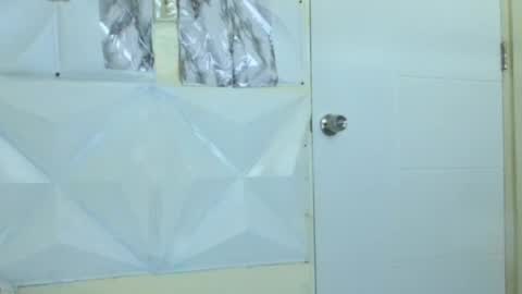 Snapshot of toni2814 chatting on January 6, 2025, 12:35 pm Antonio online show from January 6, 2025, 12:35 pm