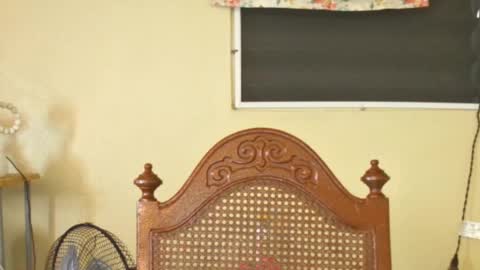 Snapshot of toni2814 chatting on January 11, 2025, 1:01 pm Antonio online show from January 11, 2025, 1:01 pm