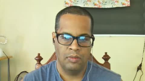 Snapshot of toni2814 chatting on January 13, 2025, 12:13 pm Antonio online show from January 13, 2025, 12:13 pm