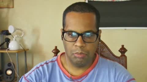 Snapshot of toni2814 chatting on January 16, 2025, 12:20 pm Antonio online show from January 16, 2025, 12:20 pm