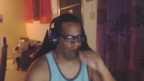 Snapshot of toni2814 chatting on January 26, 2025, 2:14 am Antonio online show from January 26, 2025, 2:14 am