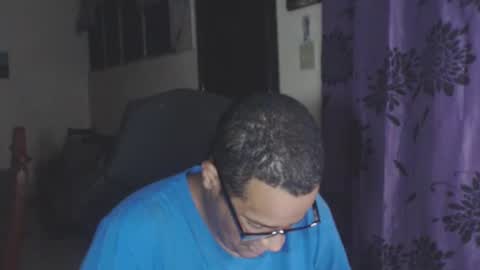 Snapshot of toni2814 chatting on January 31, 2025, 2:48 am Antonio online show from January 31, 2025, 2:48 am