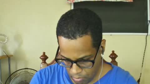 Snapshot of toni2814 chatting on January 31, 2025, 12:18 pm Antonio online show from January 31, 2025, 12:18 pm