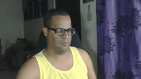 Snapshot of toni2814 chatting on February 21, 2025, 2:50 am Antonio online show from February 21, 2025, 2:50 am