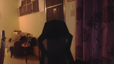 Snapshot of toni2814 chatting on February 24, 2025, 1:57 am Antonio online show from February 24, 2025, 1:57 am