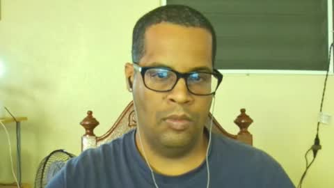 Snapshot of toni2814 chatting on February 24, 2025, 12:16 pm Antonio online show from February 24, 2025, 12:16 pm