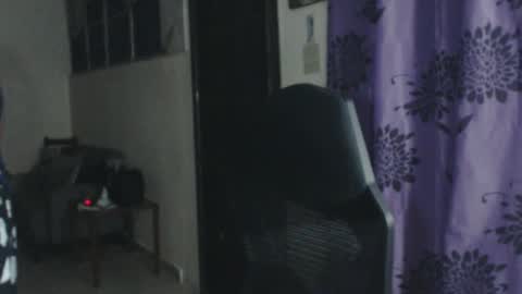 Snapshot of toni2814 chatting on March 4, 2025, 2:06 am Antonio online show from March 4, 2025, 2:06 am