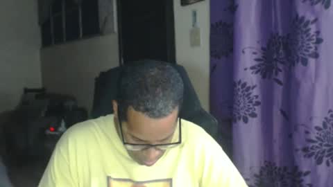 Snapshot of toni2814 chatting on March 5, 2025, 2:14 am Antonio online show from March 5, 2025, 2:14 am