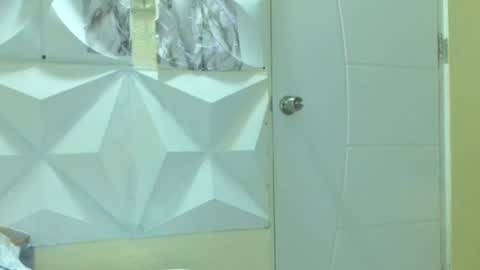 Snapshot of toni2814 chatting on March 6, 2025, 12:52 pm Antonio online show from March 6, 2025, 12:52 pm