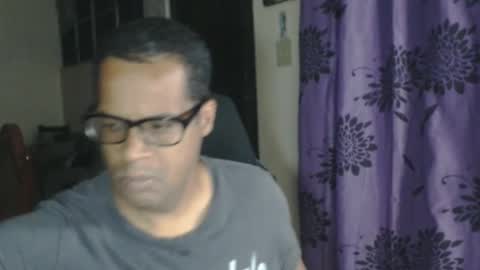 Snapshot of toni2814 chatting on March 12, 2025, 2:20 am Antonio online show from March 12, 2025, 2:20 am