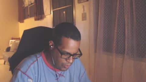 Snapshot of toni2814 chatting on September 11, 2025, 2:22 am Antonio online show from September 11, 2025, 2:22 am