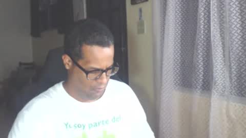 Snapshot of toni2814 chatting on September 13, 2025, 2:11 am Antonio online show from September 13, 2025, 2:11 am