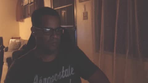 Snapshot of toni2814 chatting on September 17, 2025, 1:40 am Antonio online show from September 17, 2025, 1:40 am