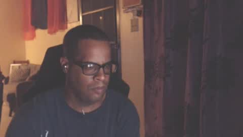 Snapshot of toni2814 chatting on October 2, 2025, 2:07 am Antonio online show from October 2, 2025, 2:07 am