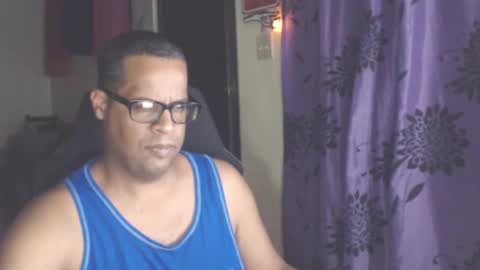 Snapshot of toni2814 chatting on October 3, 2025, 2:30 am Antonio online show from October 3, 2025, 2:30 am