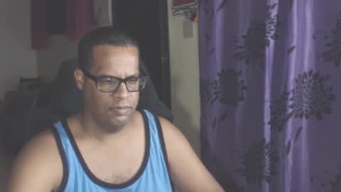 Snapshot of toni2814 chatting on October 6, 2025, 2:09 am Antonio online show from October 6, 2025, 2:09 am