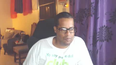 Snapshot of toni2814 chatting on October 16, 2025, 2:34 am Antonio online show from October 16, 2025, 2:34 am