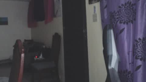 Snapshot of toni2814 chatting on October 22, 2025, 2:34 am Antonio online show from October 22, 2025, 2:34 am