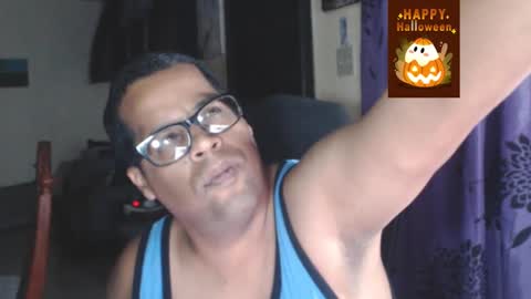 Snapshot of toni2814 chatting on October 29, 2025, 2:25 am Antonio online show from October 29, 2025, 2:25 am