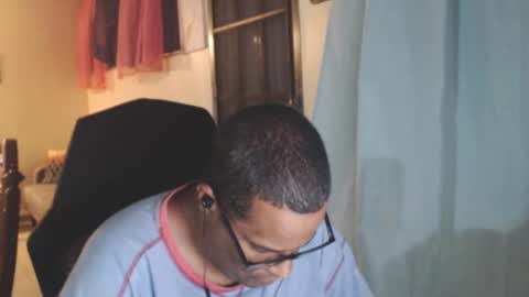 Antonio online show from March 4, 2026, 2:06 am