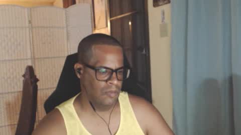 Antonio online show from May 9, 2026, 2:39 am