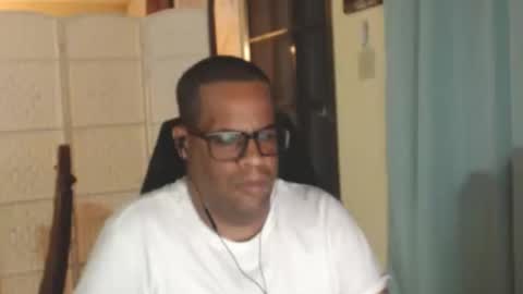 Antonio online show from May 13, 2026, 2:42 am