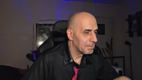 toninspektor online show from December 2, 2025, 12:05 am