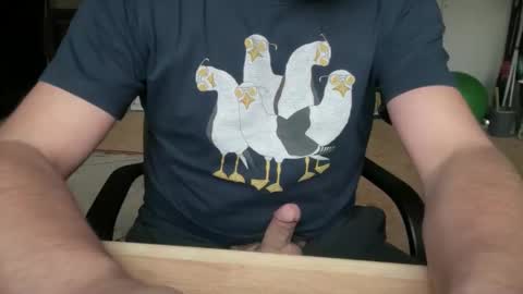 Snapshot of tonisun chatting on November 1, 2025, 6:59 am tonisun online show from November 1, 2025, 6:59 am