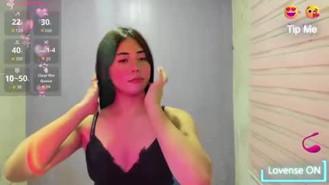 tonitemptation04 online show from January 12, 2026, 12:43 pm