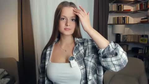 Alice online show from October 24, 2025, 8:44 am