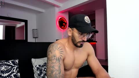 tony muscle1 online show from December 23, 2024, 12:35 am