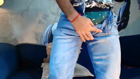 Snapshot of tonycosta_ chatting on October 12, 2025, 1:48 am Tony online show from October 12, 2025, 1:48 am