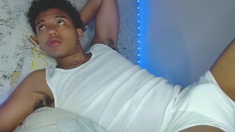 Snapshot of tonydesire_ chatting on April 16, 2026, 10:12 pm tonydesire_ online show from April 16, 2026, 10:12 pm
