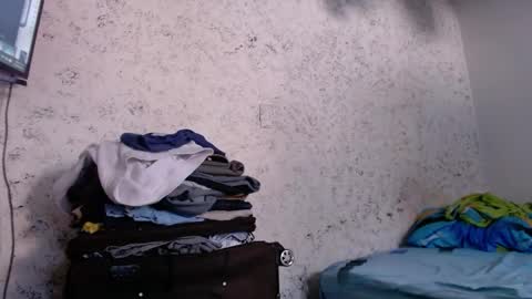 Snapshot of tonydesire_ chatting on April 25, 2026, 3:53 pm tonydesire_ online show from April 25, 2026, 3:53 pm